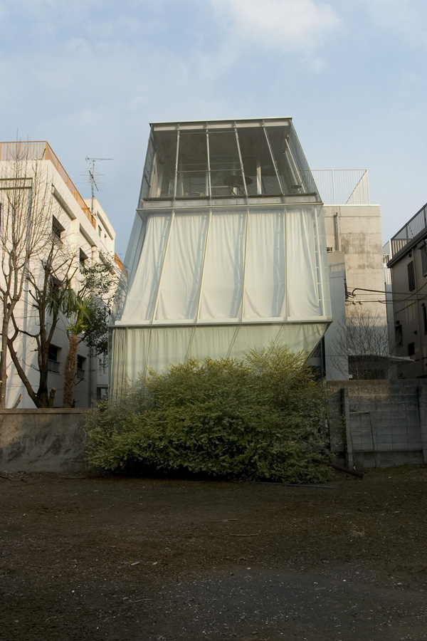 Small House – made in tokyo